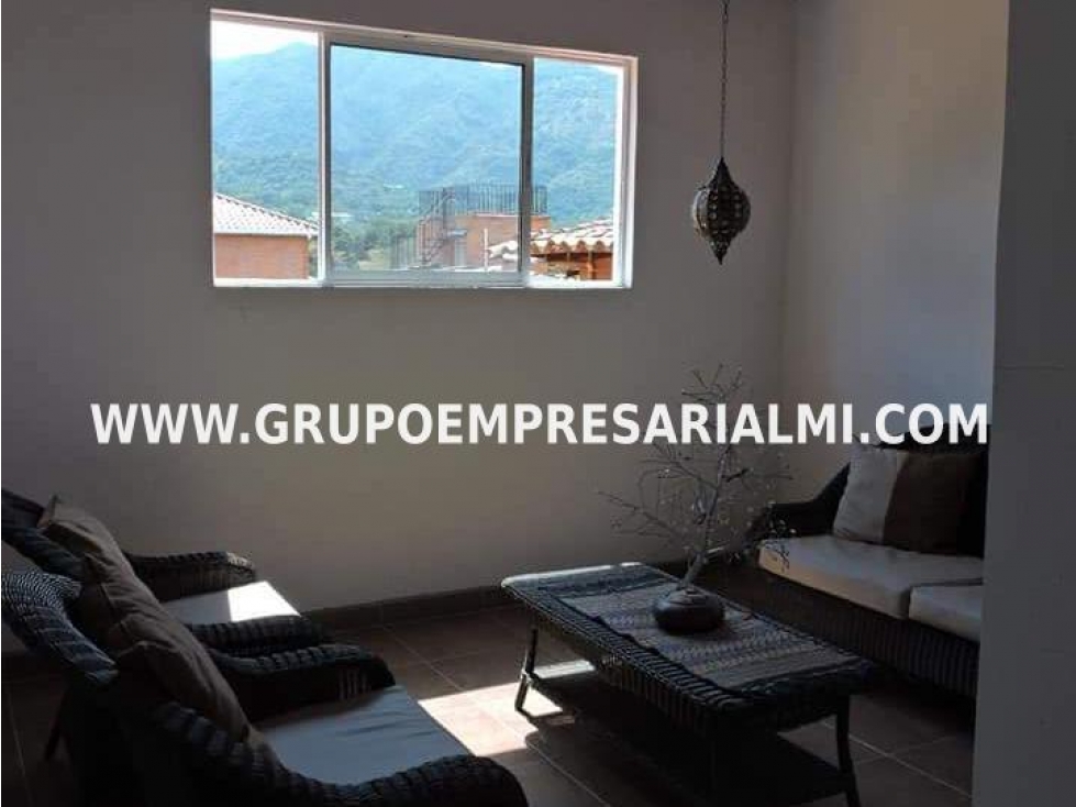 ESPECTACULAR CASA FINCA EN VENTA - SECTOR SAN JERÓNIMO COD: 30904 - 6