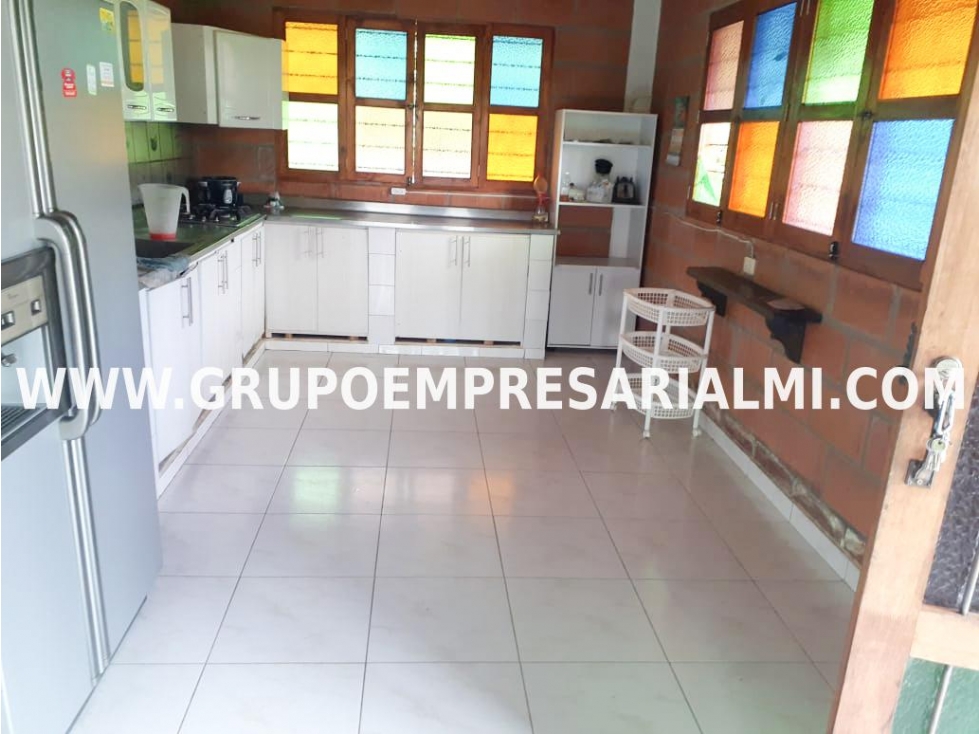 ESPECTACULAR CASA FINCA EN VENTA - SECTOR EL RODEO COD: 31563 - 3