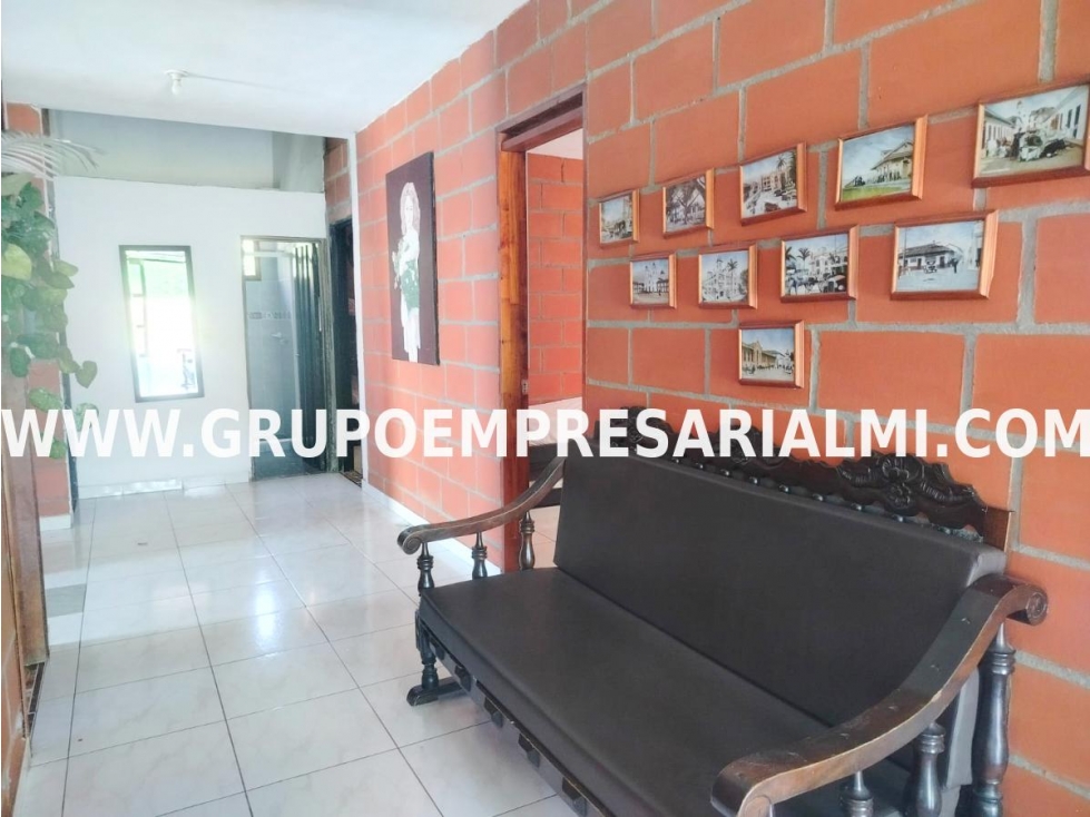 ESPECTACULAR CASA FINCA EN VENTA - SECTOR EL RODEO COD: 31563 - 4