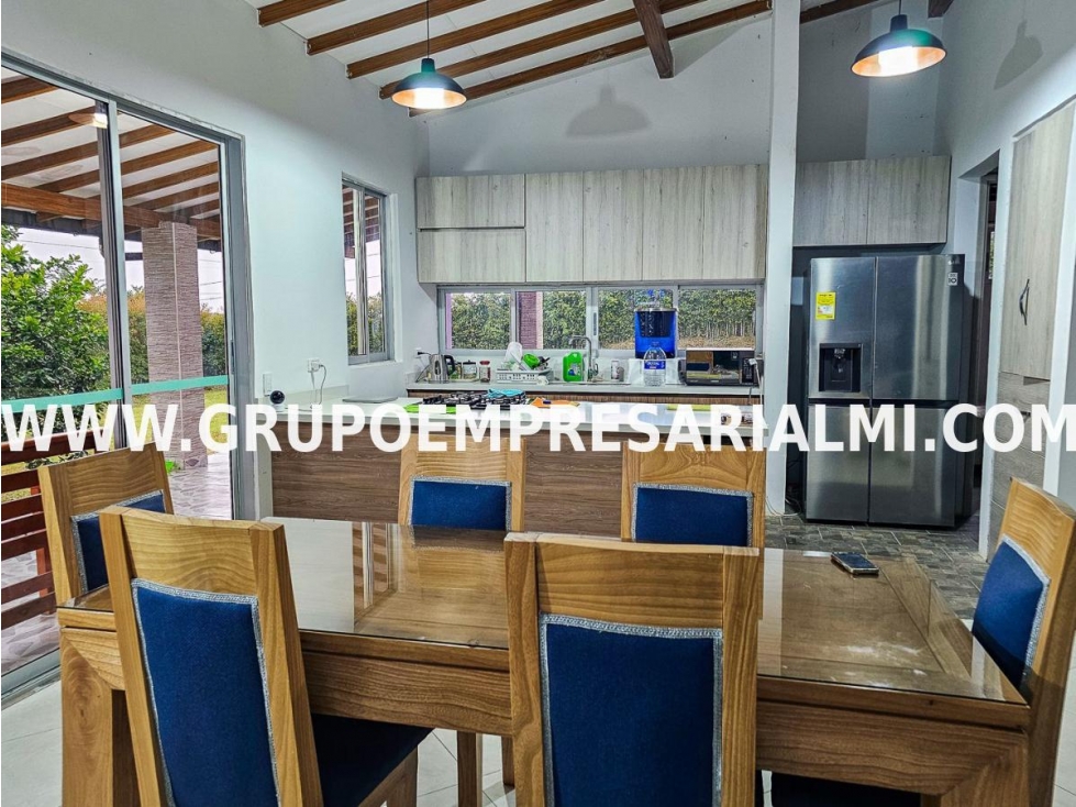 ESPECTACULAR CASA FINCA EN VENTA - SECTOR URRAO COD: 33674 — foto 3
