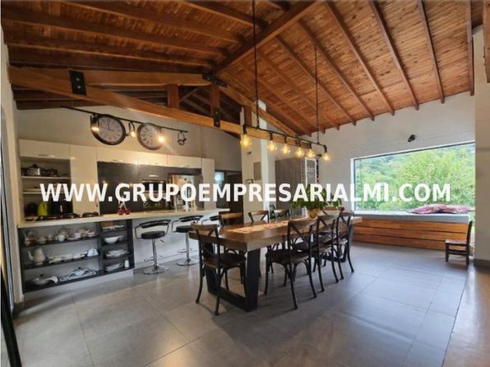 ESPECTACULAR CASA FINCA EN VENTA - SECTOR LA ESTRELLA COD: 34000