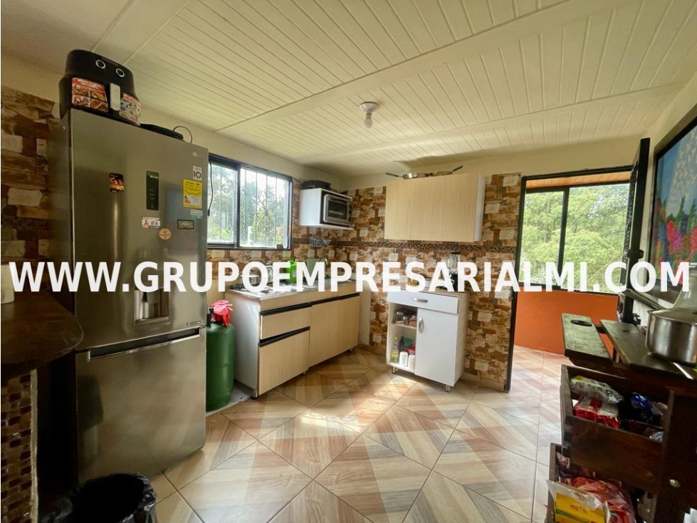ESPECTACULAR CASA FINCA EN VENTA - SECTOR SANTA ELENA COD: 29816 — foto 3
