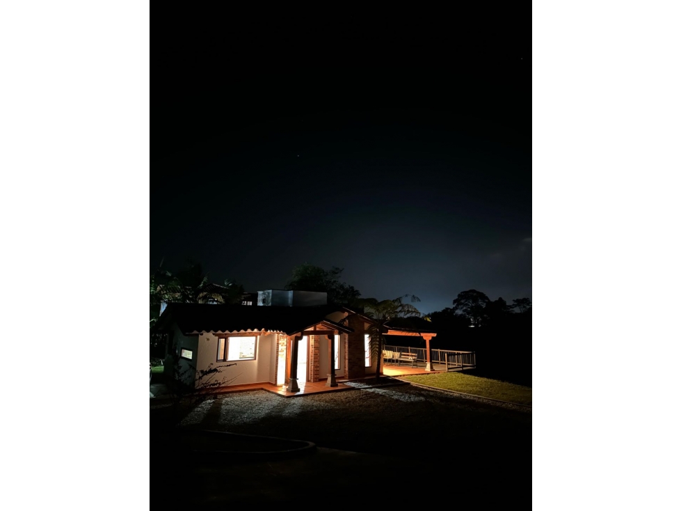 Espectacular casa finca en vereda Quirama vía Rionegro La Ceja — foto 2
