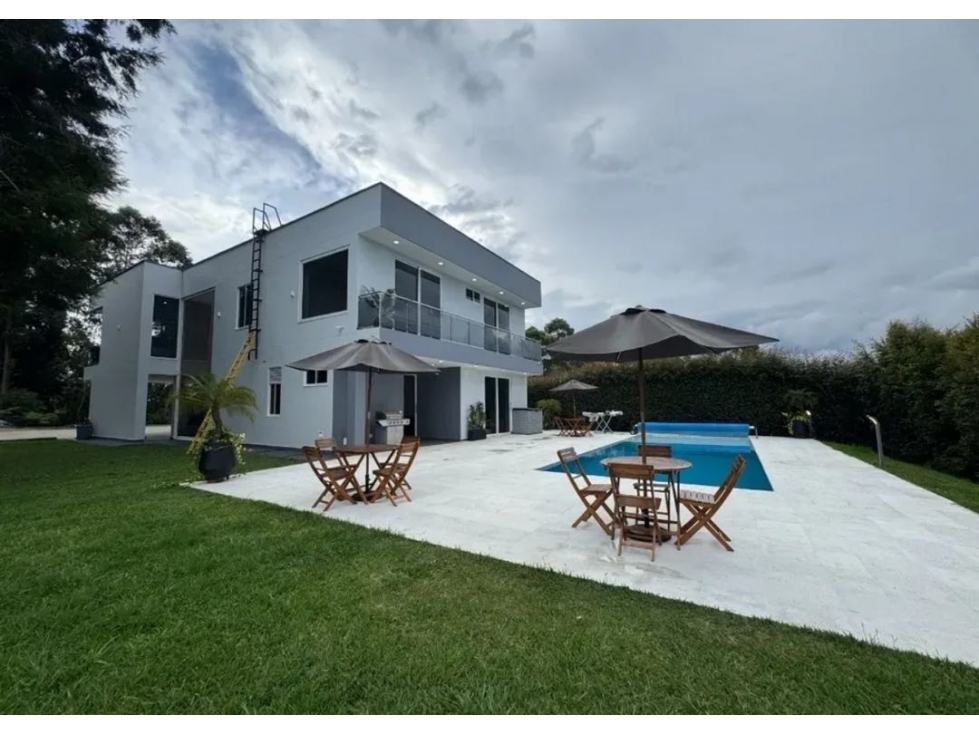 Espectacular casa nueva en la vereda Mampuesto Rionegro