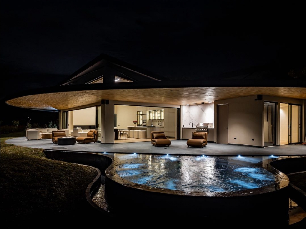 Espectacular casa para estrenar en Llanogrande — foto 3