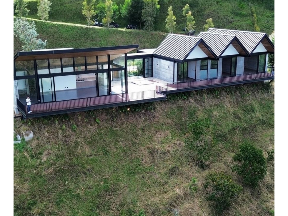 Espectacular casa para estrenar en El Retiro