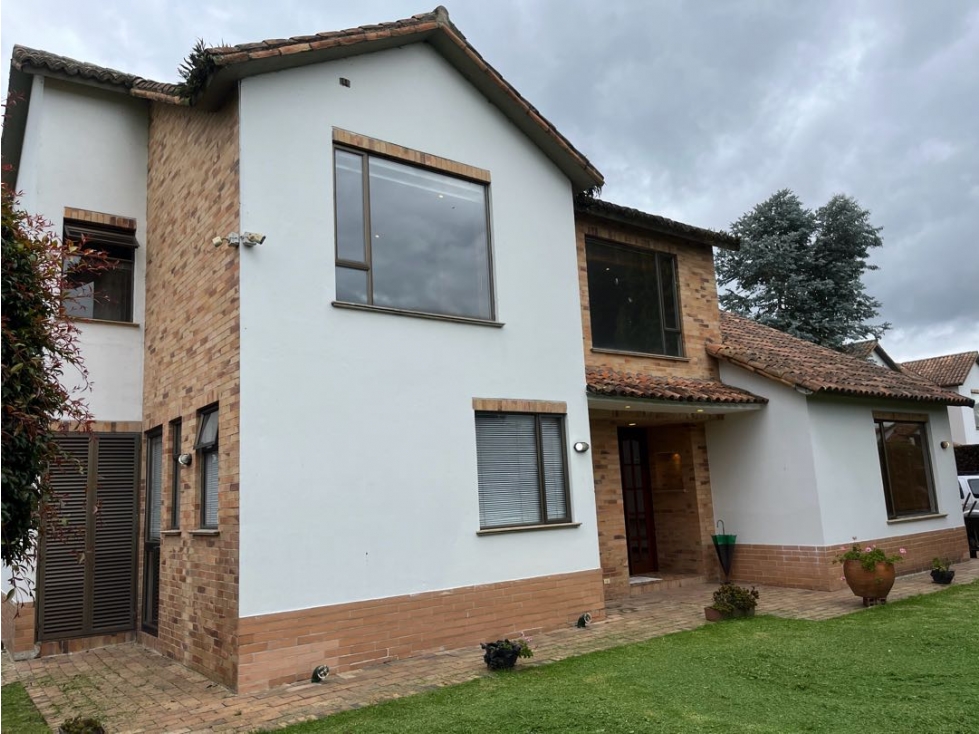 ESPECTACULAR CASA PARA LA VENTA EN EXCLUSIVO SECTOR DE CAJICA — foto 3