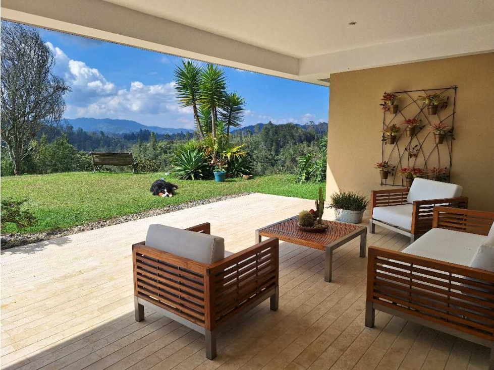 ESPECTACULAR CASA PARA LA VENTA EL RETIRO — foto 6