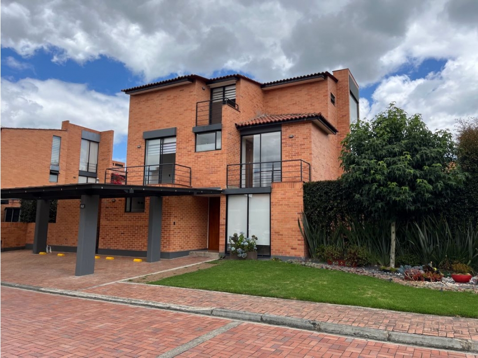¡ESPECTACULAR CASA PARA VENTA EN CHIA! — foto 2
