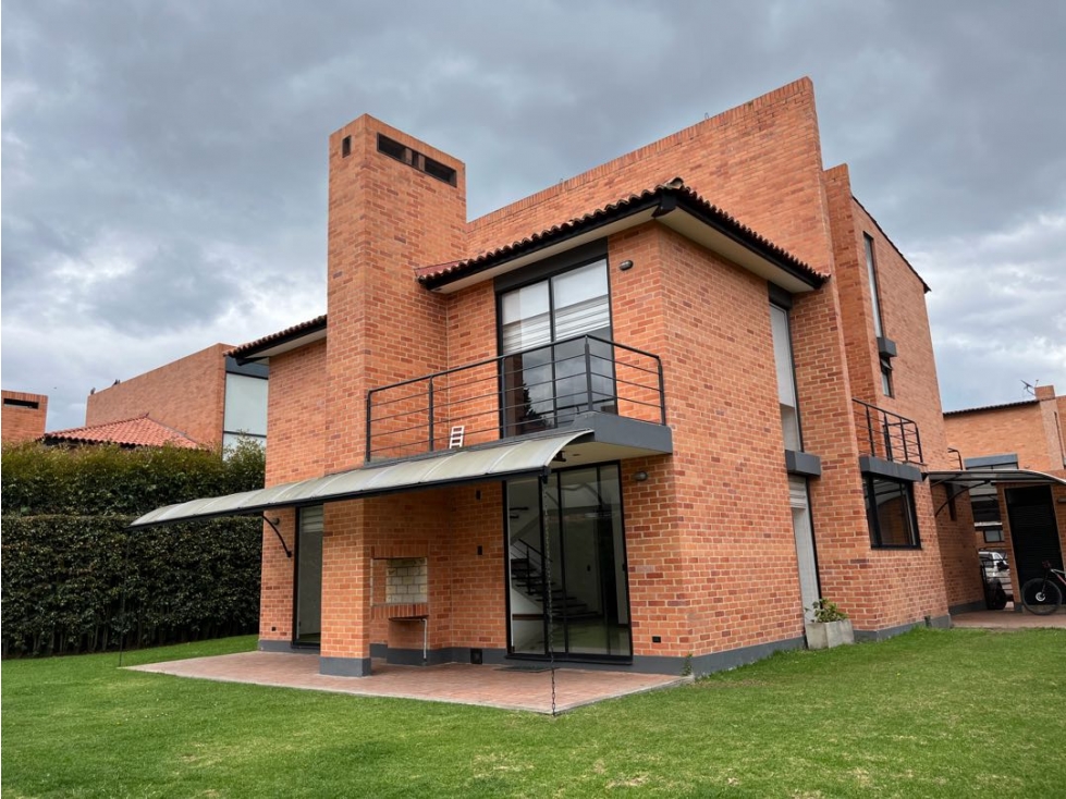 ¡ESPECTACULAR CASA PARA VENTA EN CHIA!