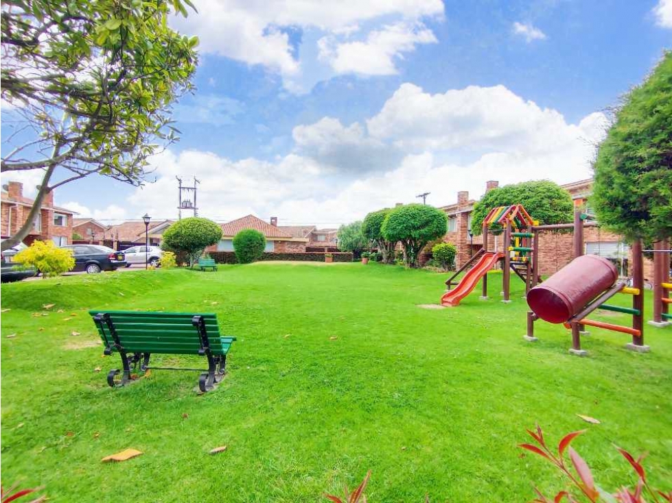 ESPECTACULAR CASA EN VENTA CHÍA AV CHILACOS — foto 2