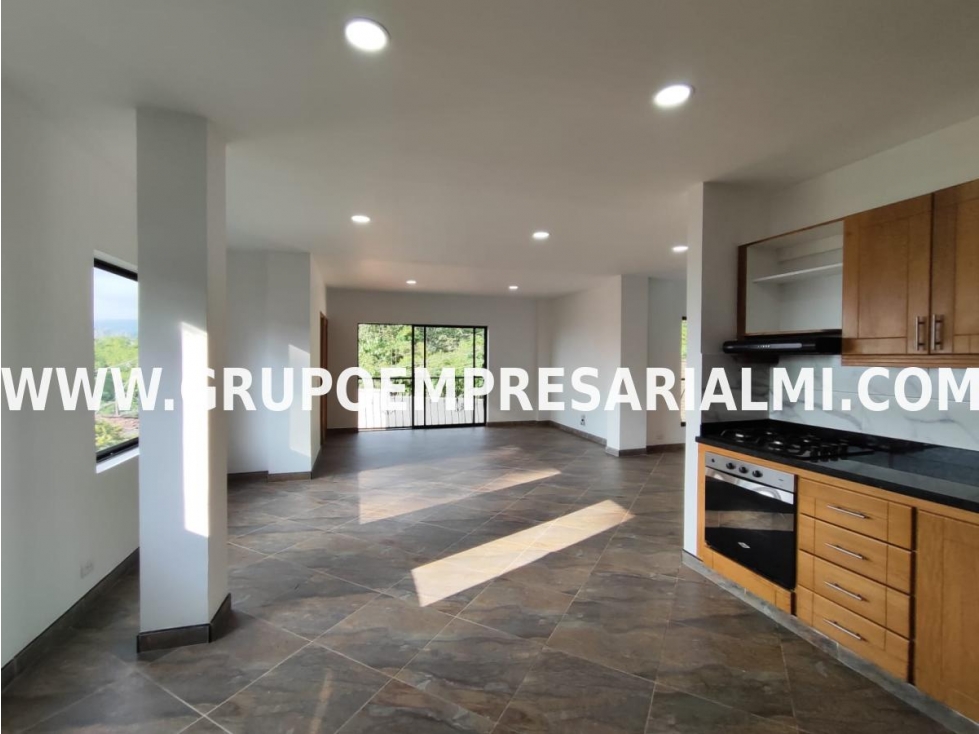 ESPECTACULAR CASA UNIFAMILIAR EN VENTA - SECTOR EL ESCOBERO COD: 31516 — foto 2