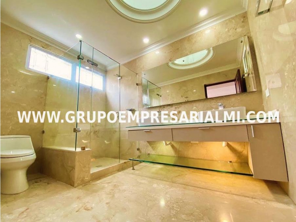 ESPECTACULAR CASA UNIFAMILIAR EN VENTA - SECTOR LAS PALMAS COD: 33574 - 4