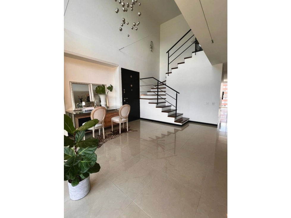 Espectacular duplex en la cola del zorro de 190 m² — foto 2
