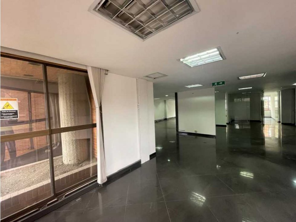 SE VENDE EDIFICIO EN SECTOR DE RETIRO — foto 6