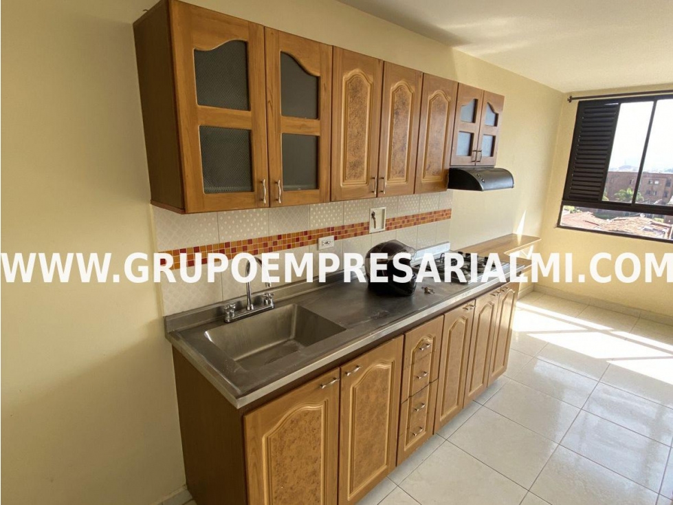 ESPECTACULAR EDIFICIO EN VENTA - SECTOR BELEN COD: 28922 - 4