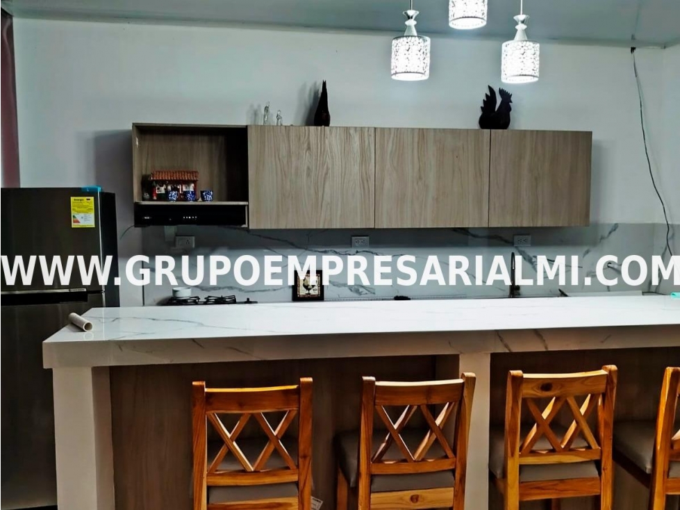 ESPECTACULAR EDIFICIO EN VENTA - SECTOR GUATAPE COD: 33691 - 4