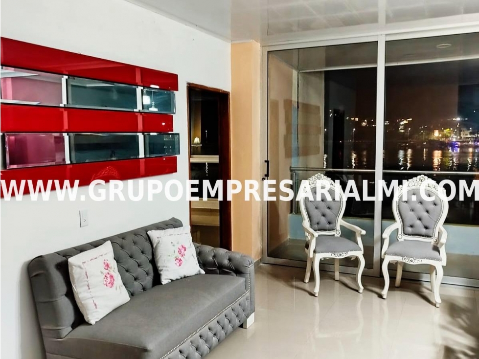 ESPECTACULAR EDIFICIO EN VENTA - SECTOR GUATAPE COD: 33691 - 1