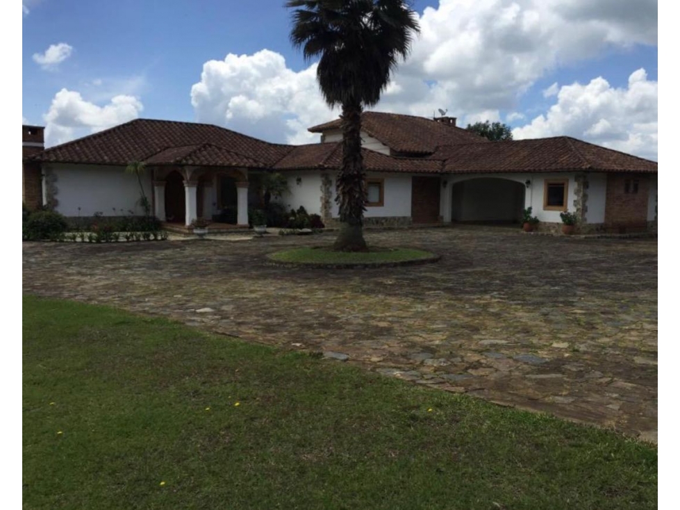 Espectacular finca amoblada sector Sajonia Rionegro