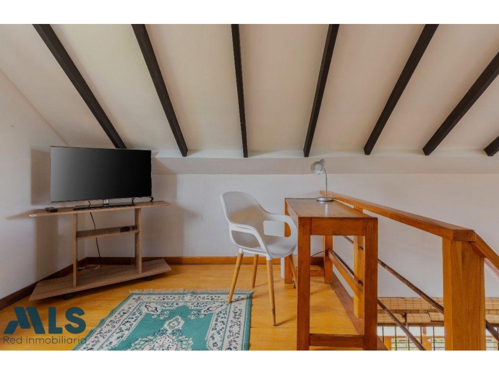 Espectacular finca con amplia zona verde(MLS#248652) - 4