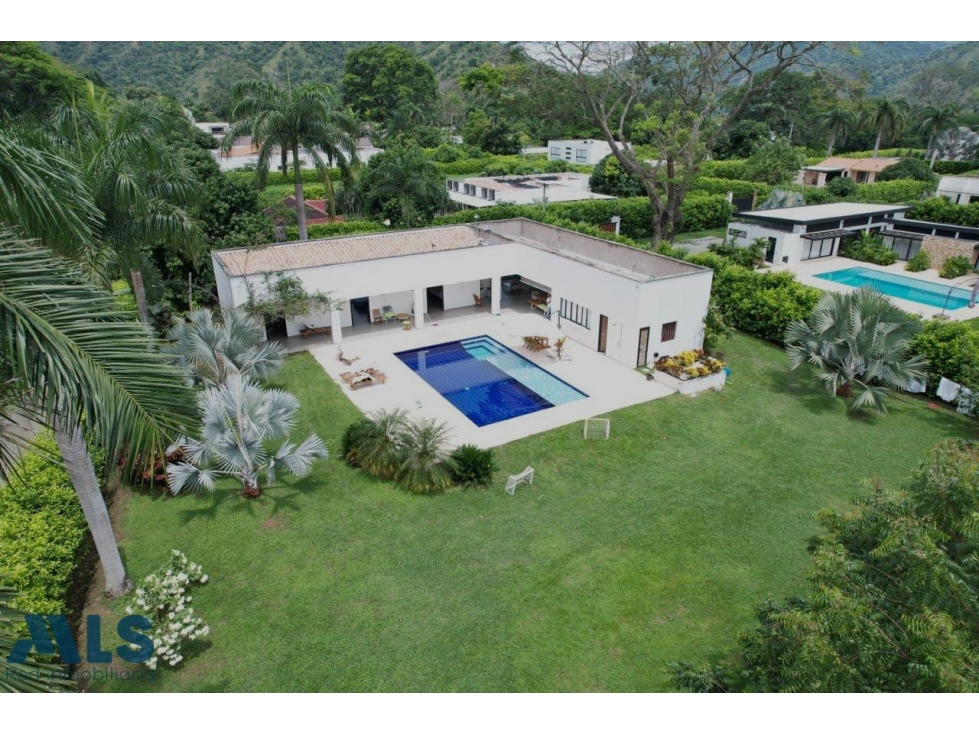 Espectacular finca de descanso en Sopetrán(MLS#249445) - 1
