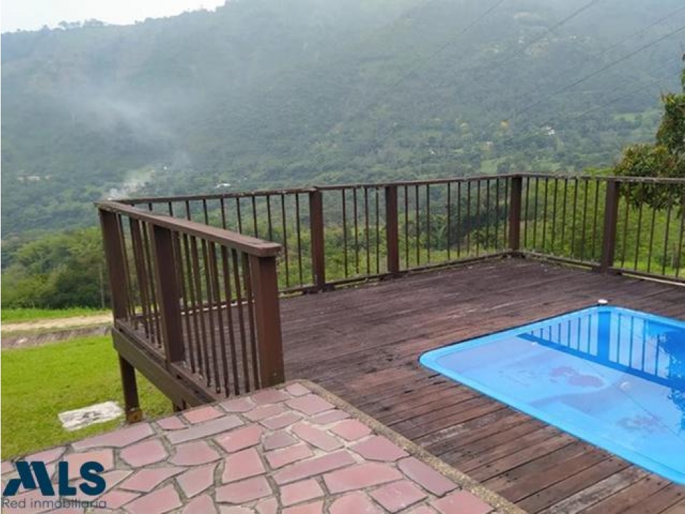 Espectacular finca de recreo en Amagá(MLS#241948) - 2