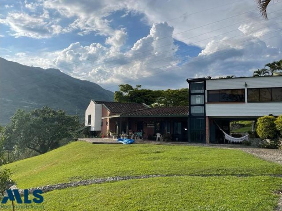 Espectacular finca de recreo en Amagá(MLS#241948) - 3