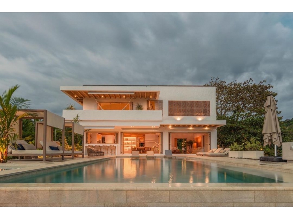 ESPECTACULAR FINCA EN VENECIA (ANTIOQUIA)