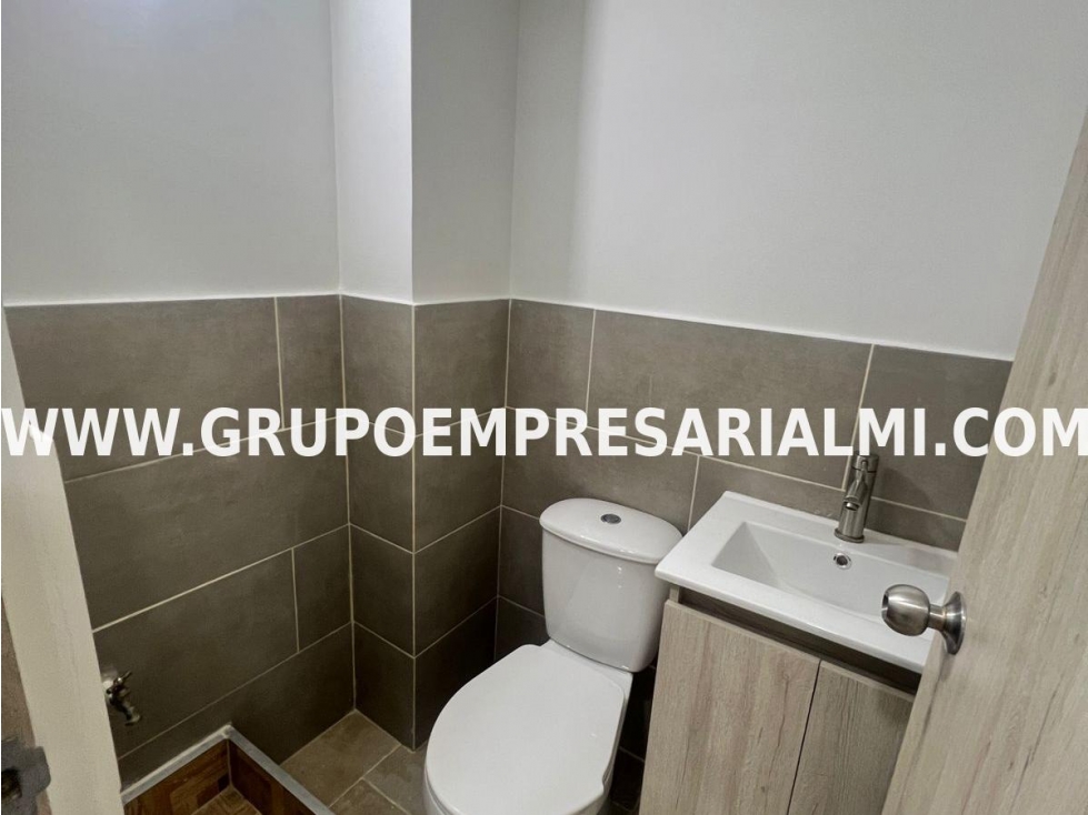 ESPECTACULAR LOCAL EN ARRIENDO - SECTOR ASTURIAS COD: 30544 - 3
