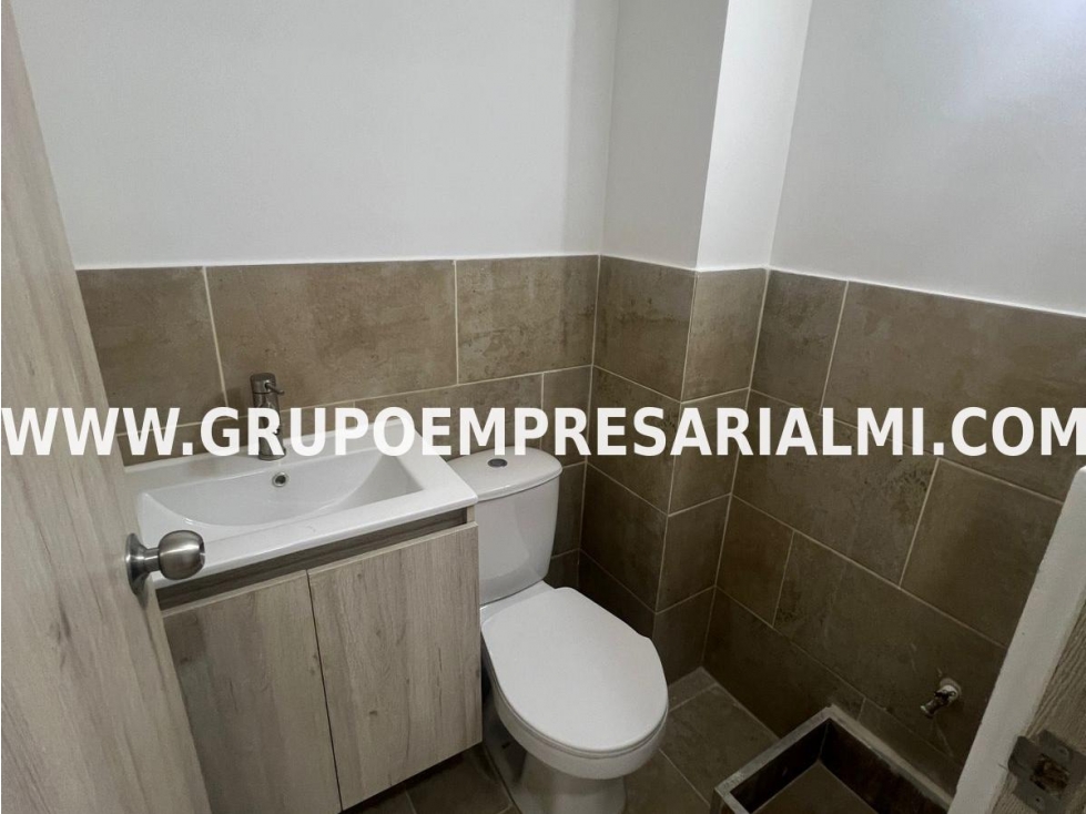 ESPECTACULAR LOCAL EN ARRIENDO - SECTOR ASTURIAS COD: 30544 - 4