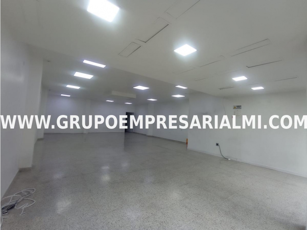ESPECTACULAR LOCAL EN ARRIENDO EN ENVIGADO - SECTORS MESA COD: 30701 - 3