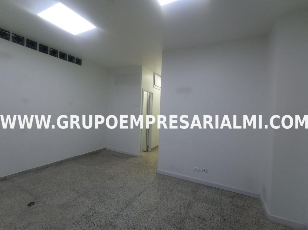 ESPECTACULAR LOCAL EN ARRIENDO EN ENVIGADO - SECTORS MESA COD: 30701 - 5