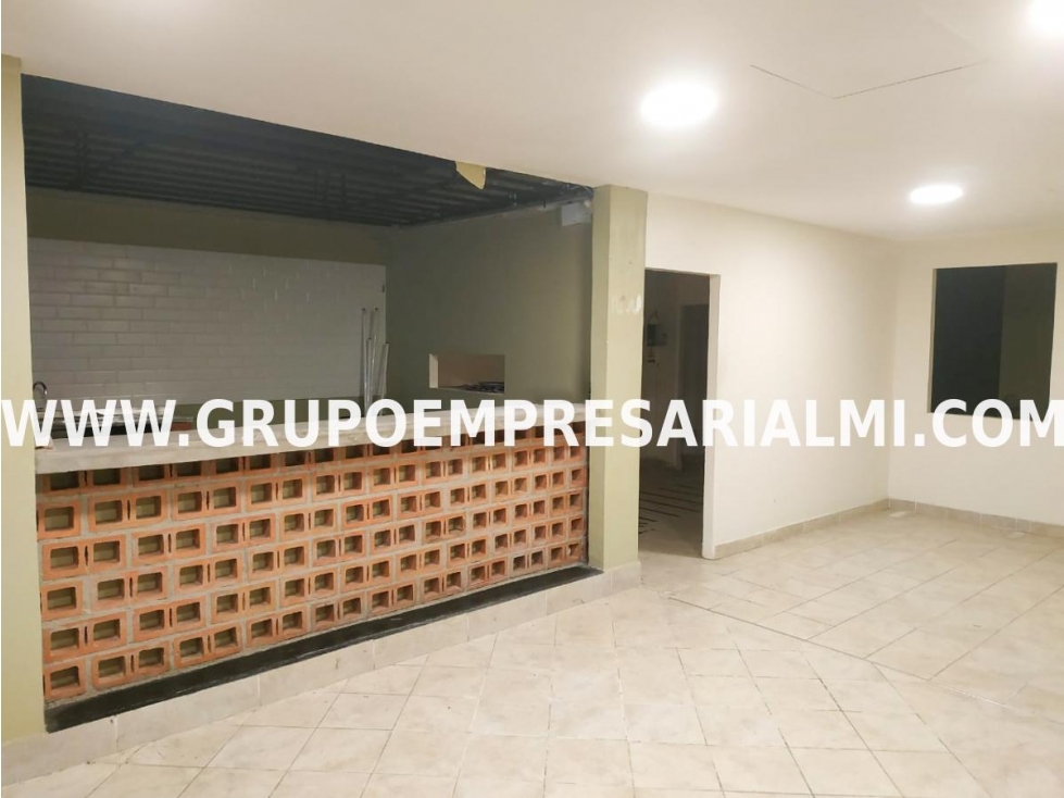 ESPECTACULAR LOCAL EN ARRIENDO - SECTOR LAURELES COD: 31474 — foto 4