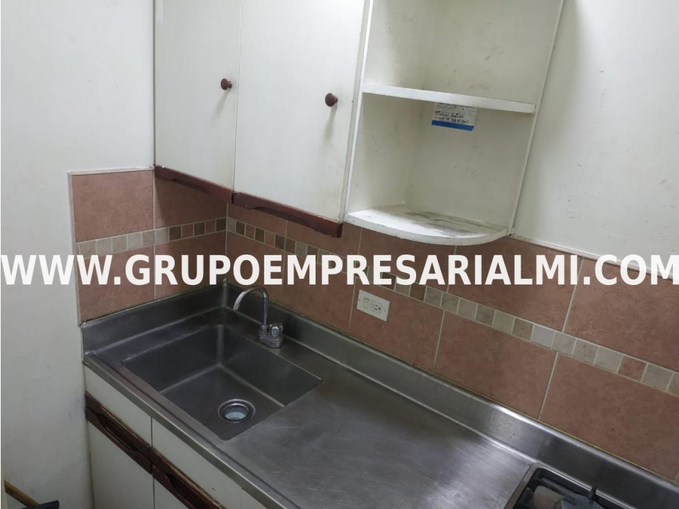ESPECTACULAR LOCAL EN ARRIENDO - SECTOR LAURELES COD: 31474 — foto 6