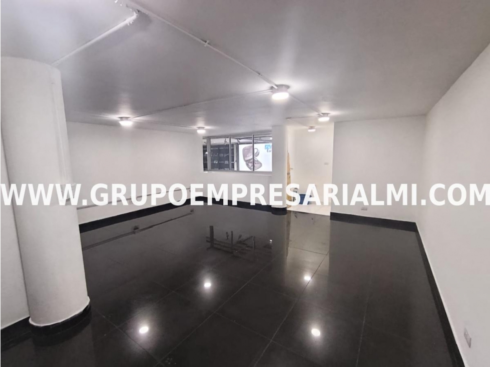 ESPECTACULAR LOCAL EN ARRIENDO - SECTOR LA CANDELARIA COD: 32107 — foto 2
