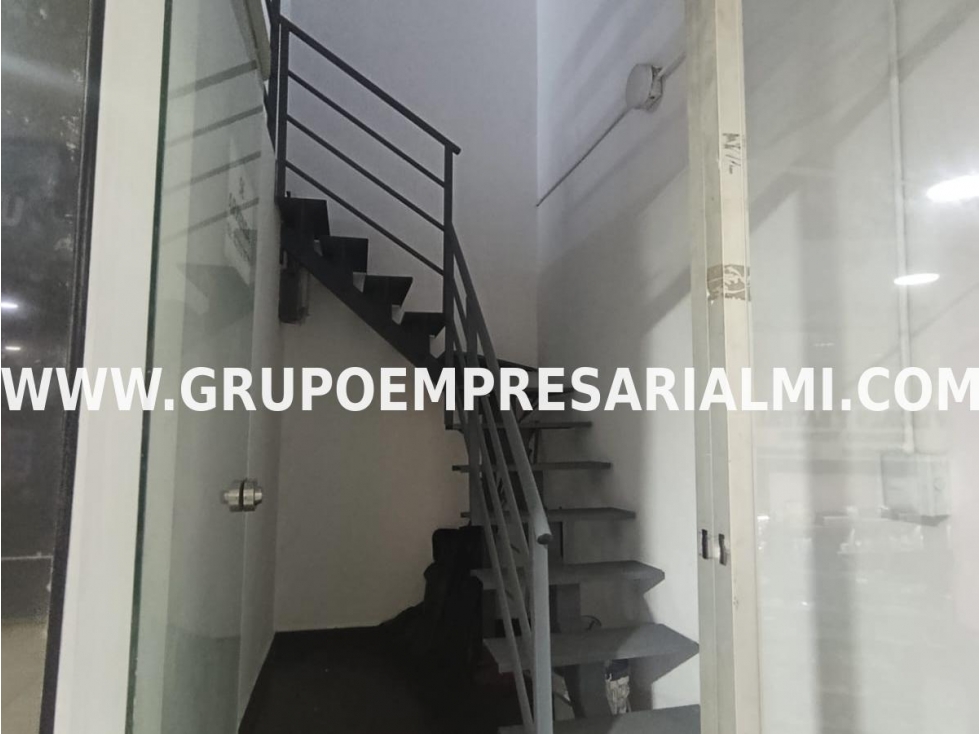 ESPECTACULAR LOCAL EN ARRIENDO - SECTOR LA CANDELARIA COD: 32107 — foto 4