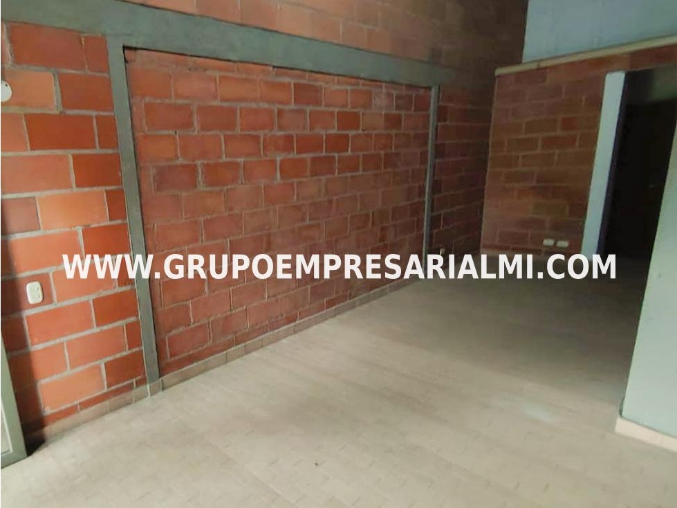 ESPECTACULAR LOCAL EN ARRIENDO - SECTOR PRIMAVERA COD: 32566 — foto 3