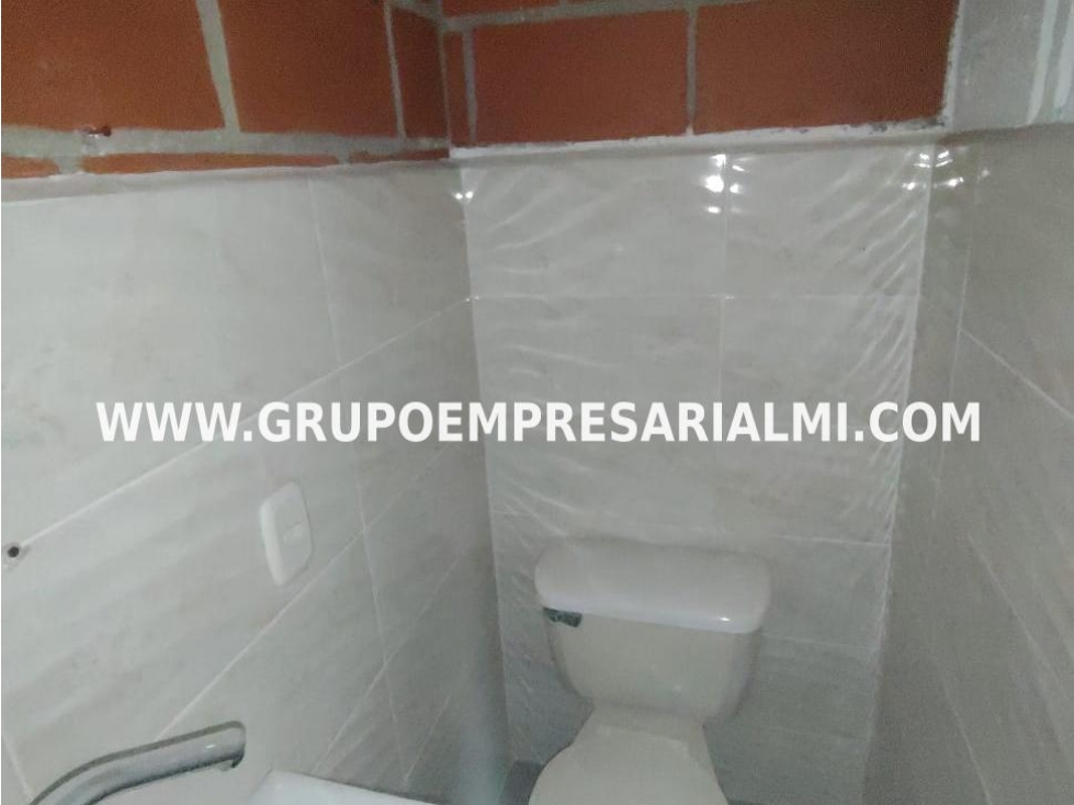 ESPECTACULAR LOCAL EN ARRIENDO - SECTOR PRIMAVERA COD: 32566 — foto 6