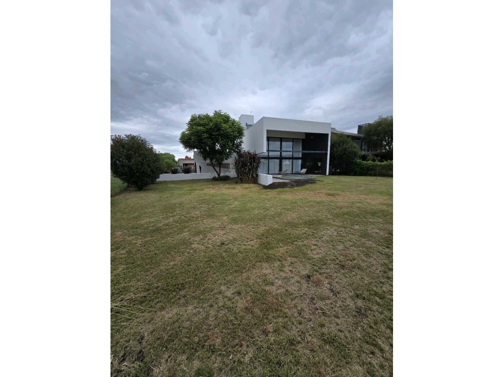 ESPECTACULAR LOFT EN VALLE DEL GOLF! PILETA! - 3