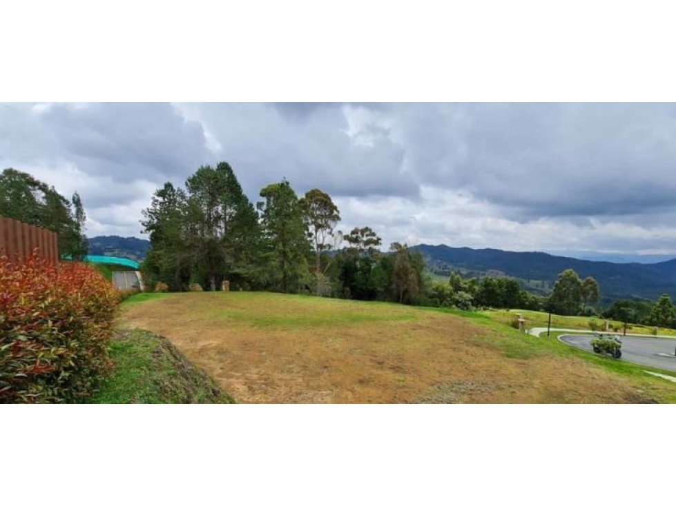 Espectacular Lote Alto de las Palmas Medellin — foto 4