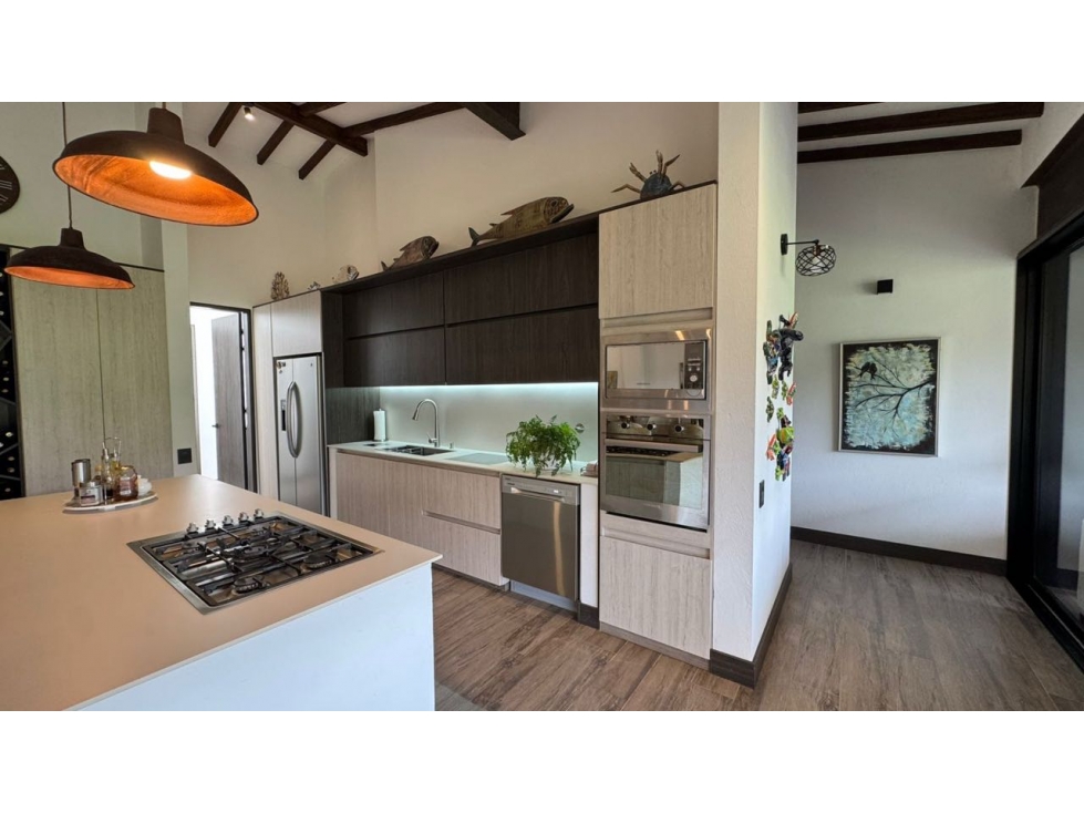 Espectacular Casa campestre en Venta Fizebad El Retiro — foto 5