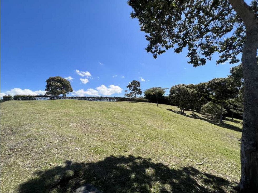 Espectacular Lote en Llanogrande