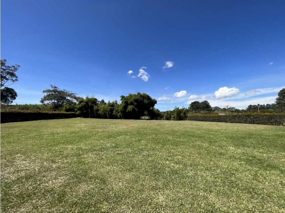 Espectacular Lote en Llanogrande