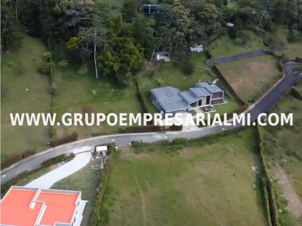 ESPECTACULAR LOTE EN VENTA - SECTOR LLANO GRANDE COD: 30462