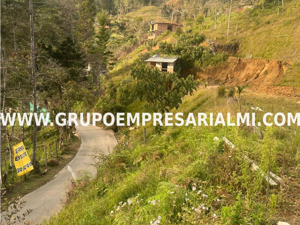 ESPECTACULAR LOTE EN VENTA - SECTOR GUATAPÉ COD: 30633 - 5