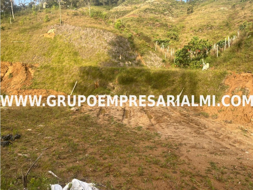 ESPECTACULAR LOTE EN VENTA - SECTOR GUATAPÉ COD: 30633 - 6
