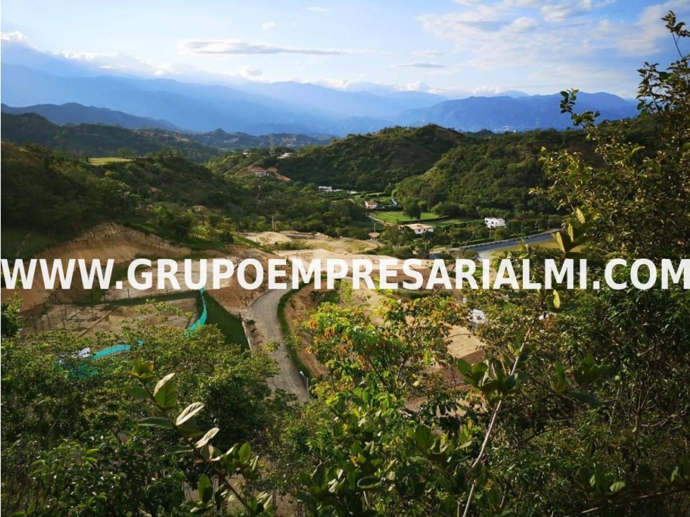 ESPECTACULAR LOTE EN VENTA - SOPETRAN ANTIOQUIA COD: 30096 - 4
