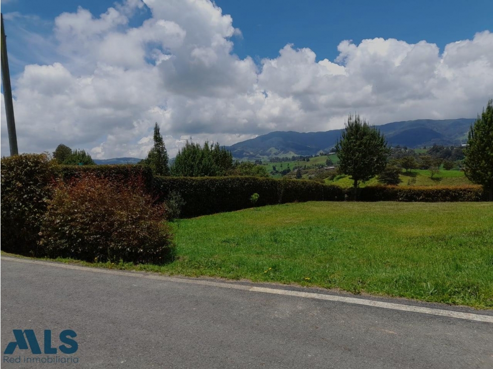 Espectacular lote, parcelación de lujo y zona de ...(MLS#249720) - 5