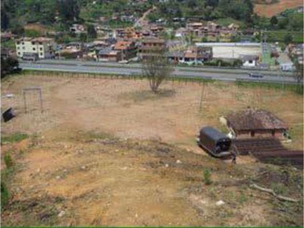 Espectacular lote sobre la autopista Medellín Bogotá sector Guarne