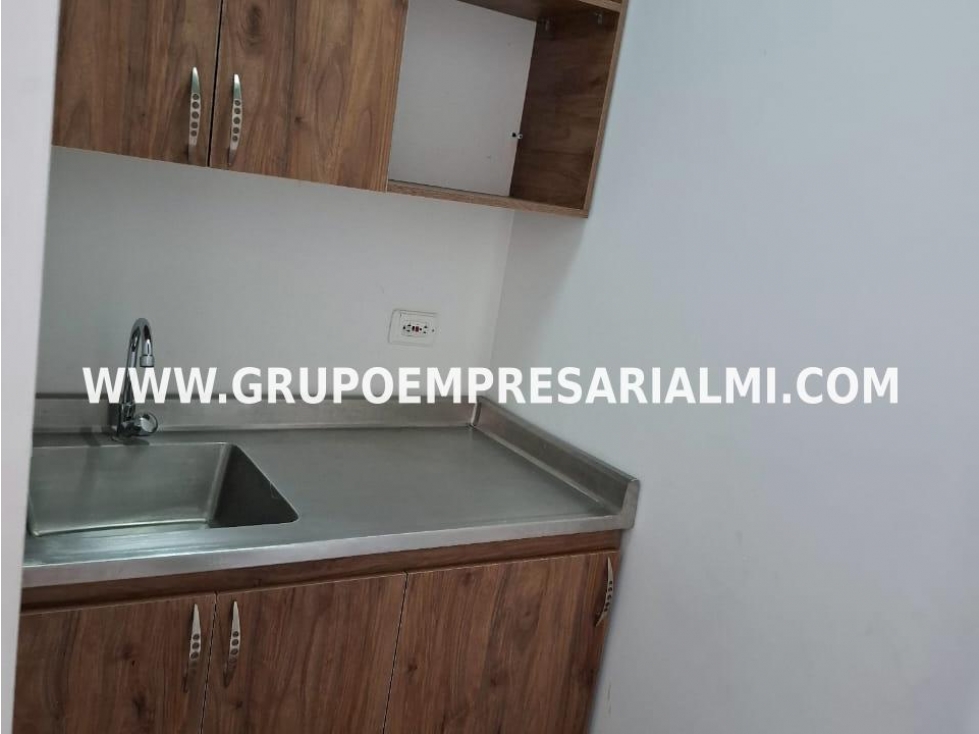 ESPECTACULAR OFICINA EN ARRIENDO - SECTOR ENVIGADO COD: 30285 - 6